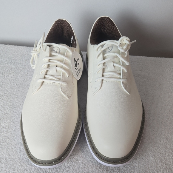 Boutique: Puma x Realtree Royale Golf Shoes - NWT - Picture 2 of 8